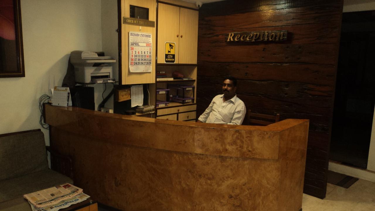 Benazeer Hotel Mumbai Kültér fotó
