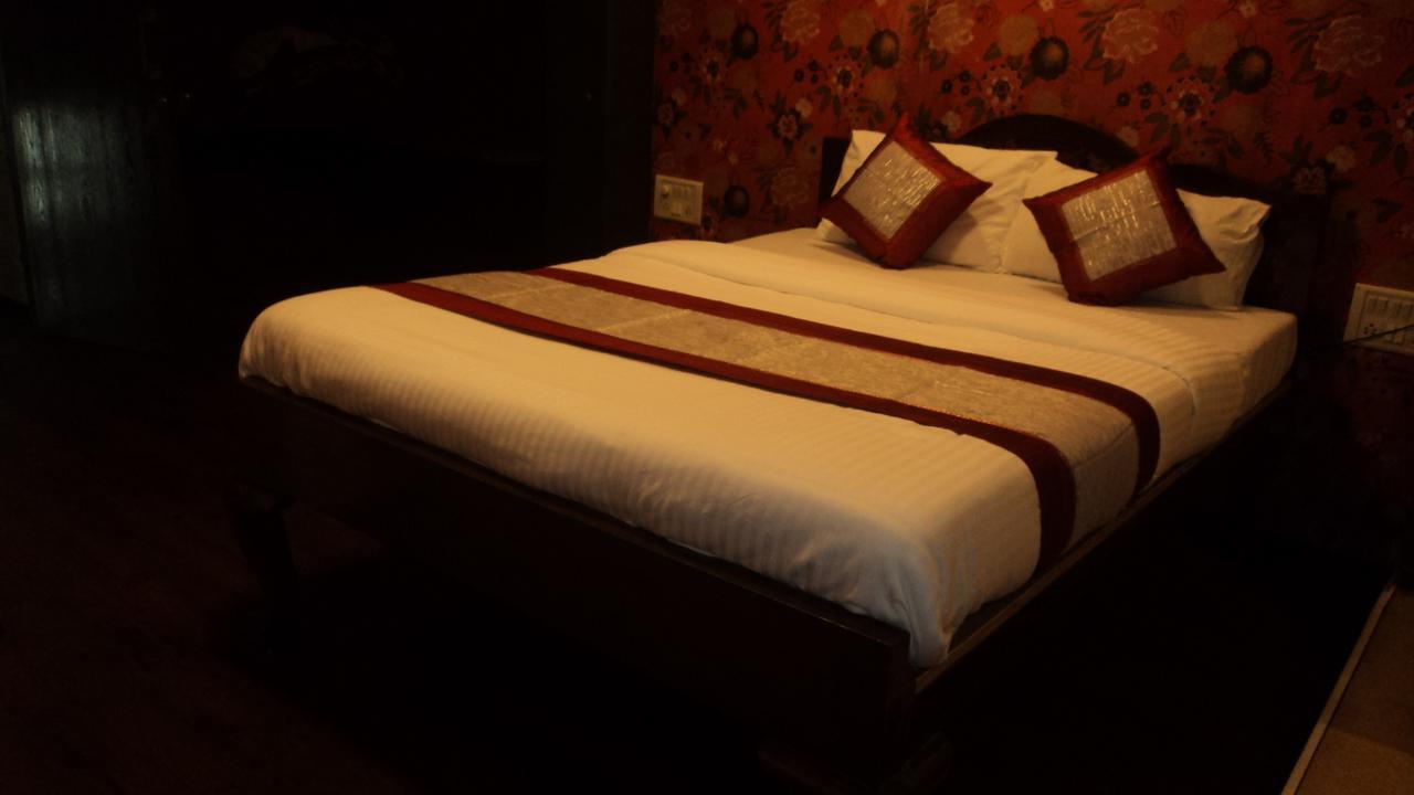 Benazeer Hotel Mumbai Kültér fotó