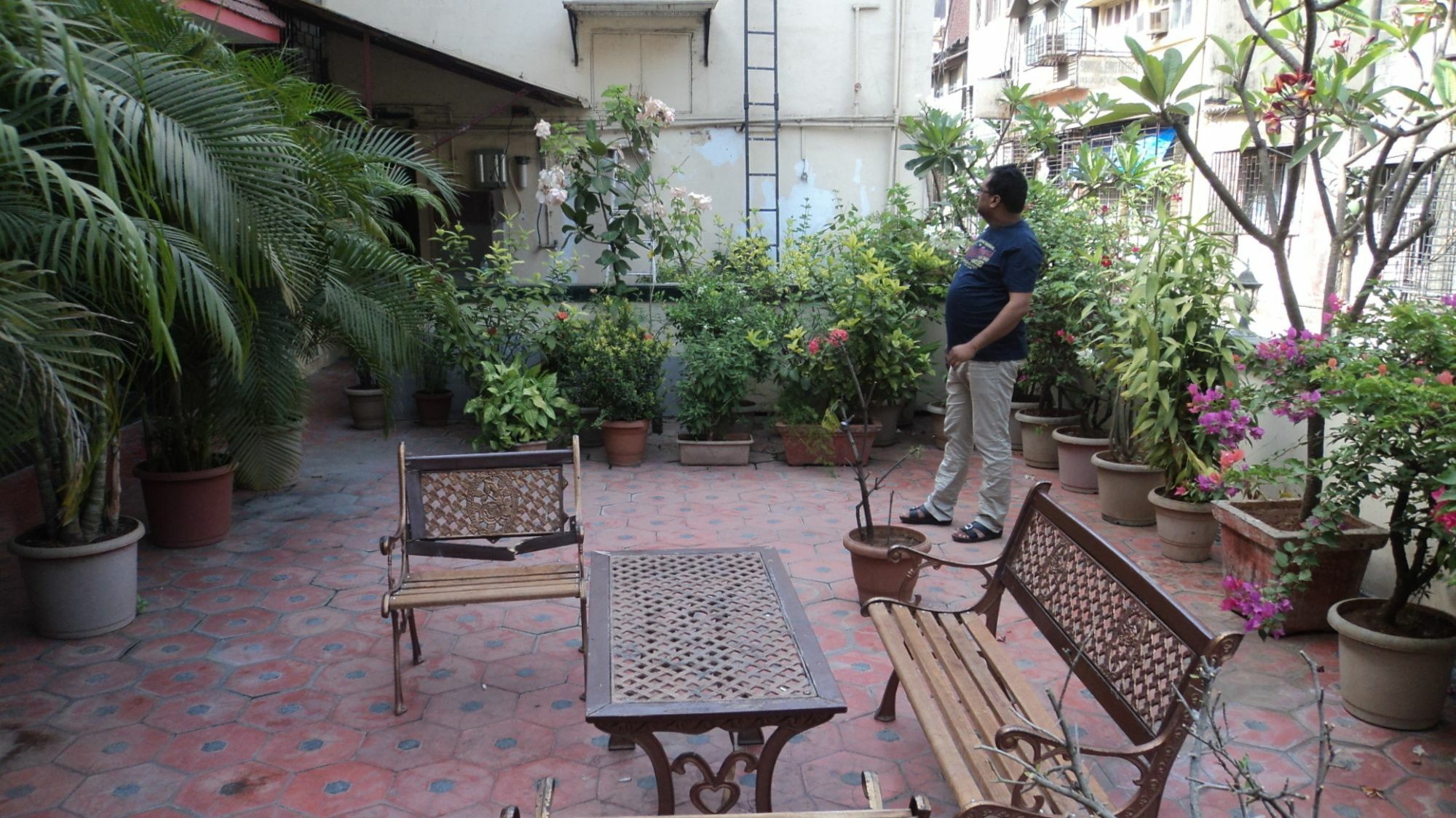 Benazeer Hotel Mumbai Kültér fotó