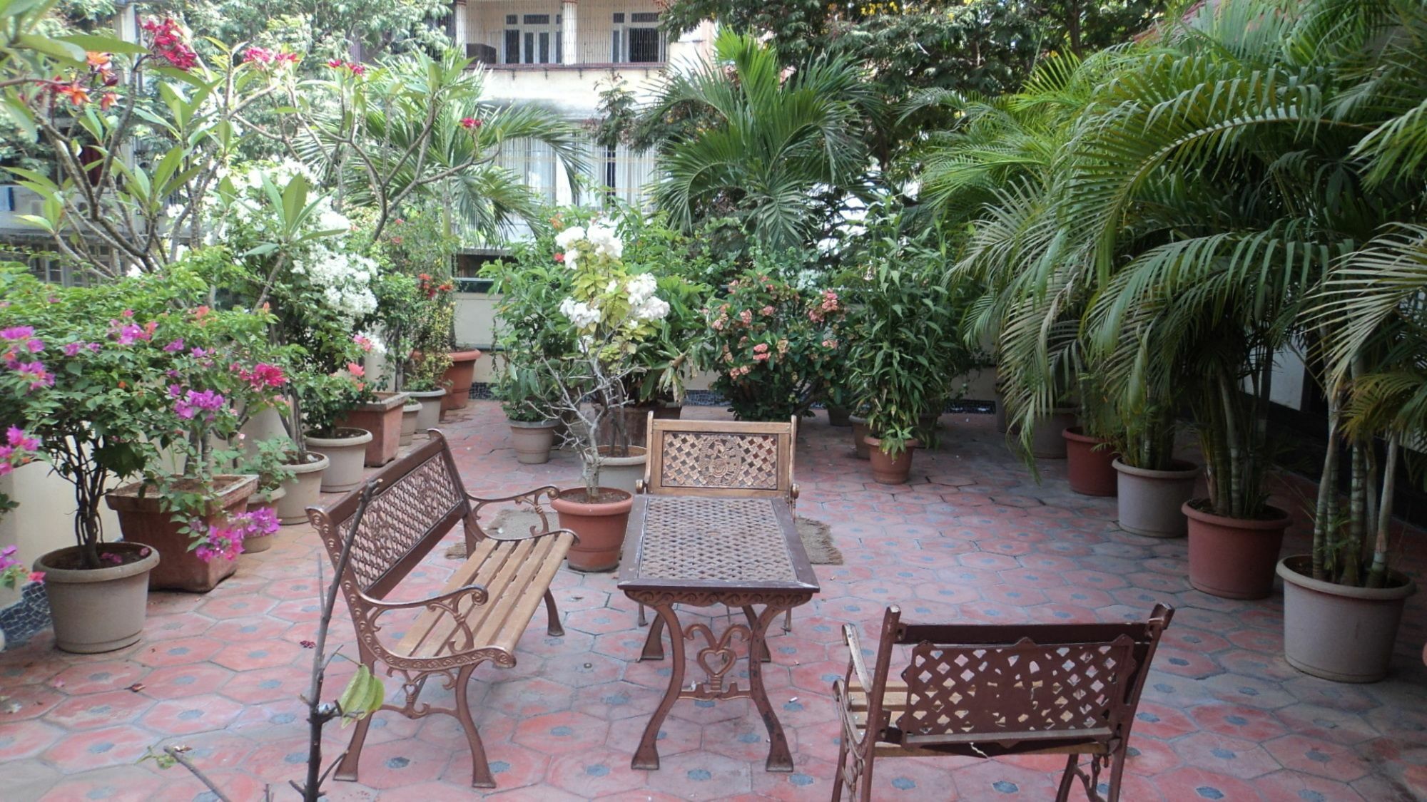 Benazeer Hotel Mumbai Kültér fotó